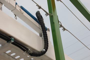 ���Ͽ��� U290�ؿ� 290���� 6X2 ��������˳�ͼƬ