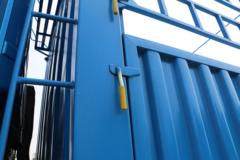 徐工 漢風(汉风)G7 350马力 8X4 9.45米仓栅式载货车(NXG5310CCYW5)