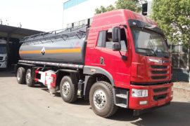 青岛解放底盘&nbsp;液体运输车外观图片