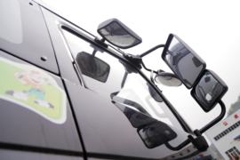 东风菁鹰&nbsp;牵引车外观                                                图片