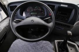 东风菁鹰&nbsp;牵引车驾驶室                                               图片