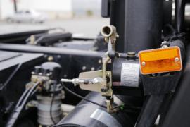 东风菁鹰&nbsp;牵引车底盘                                                图片