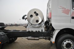 北奔 V3M重卡 350马力 6X4天然气牵引车(ND4250B38J7Z00)