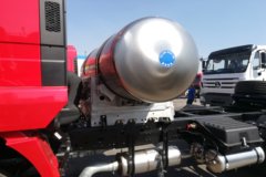 北奔 V3M重卡 380马力 6X4 LNG牵引车(ND4250B38J7Z00)