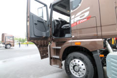 青岛解放 JH6重卡 500马力 6X4牵引车(457后桥)(CA4250P25K2T1E5A)