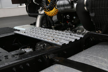 �ൺ��� JH6�ؿ� 500���� 6X4ǣ����(457����)(CA4250P25K2T1E5A)ͼƬ