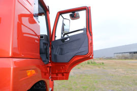 天V&nbsp;牵引车驾驶室                                               图片