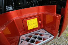 天V&nbsp;牵引车驾驶室                                               图片