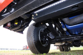 天V&nbsp;牵引车底盘                                                图片