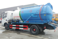 东风 多利卡D7 156马力 4X2 吸污车(润知星牌)(SCS5112GXWE5)