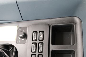 �����ؿ� ������ 420���� 6X4ǣ����(HN4250B43C4M5)ͼƬ