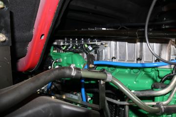 ���� ����H9�ؿ� 410���� 6X4 LNGǣ����ͼƬ