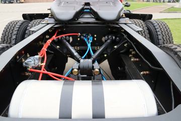 ���� ����H9�ؿ� 410���� 6X4 LNGǣ����ͼƬ