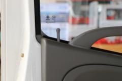 东风 多利卡D5 88马力 3.8米单排厢式轻卡(EQ5041XXY3BDDAC)