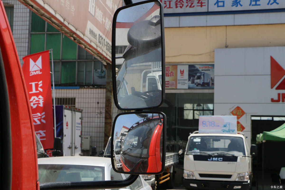  D6 130 3.8ŰῨ()(EQ1041L8BDB)                                                