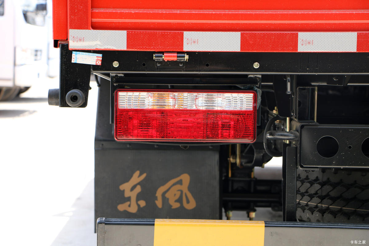  D6 130 3.8ŰῨ()(EQ1041L8BDB)                                                