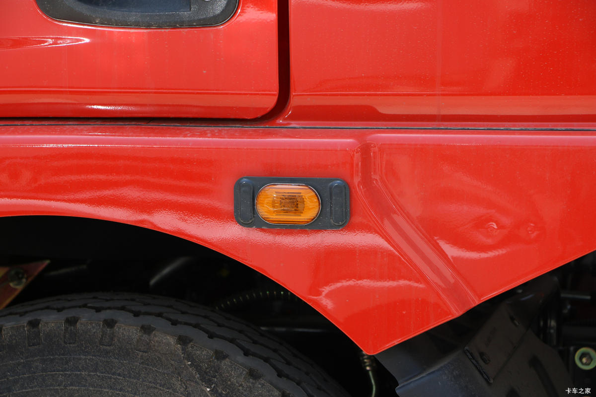  D6 130 3.8ŰῨ()(EQ1041L8BDB)                                                