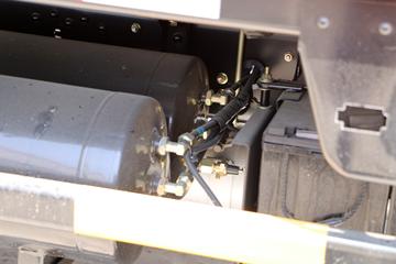 ���� ������D6 130���� 3.8���Ű������Ῠ(����)(EQ1041L8BDB)ͼƬ