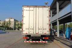 福田 欧航R系 170马力 6.8米厢式载货车(BJ5166XXY-A1)