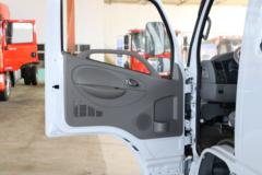 东风 多利卡D6-S 115马力 3.27米双排栏板轻卡(EQ1041D3BDF)