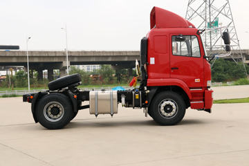 华菱之星&nbsp;牵引车外观                                                图片