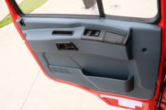 华菱之星 重卡 标载版 300马力 4X2牵引车(HN4180C34C4M5)