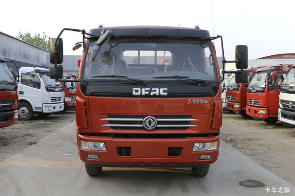 东风 多利卡D8 150马力 4X2 5.75米排半厢式载货车(EQ5140XXYL8BDEAC)