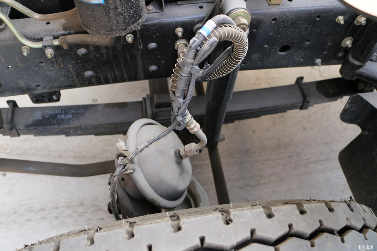  D8 150 4X2 5.75׵ػ(EQ1090L8BDE)                                                
