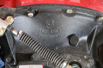 ���� ������D9 160���� 4X2 6.8�ײ�դʽ�ػ���ͼƬ
