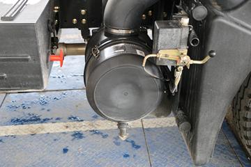 ���� ������D9 160���� 4X2 6.8�ײ�դʽ�ػ���ͼƬ