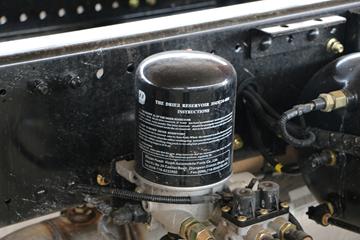 ���� ������D9 160���� 4X2 6.8�ײ�դʽ�ػ���ͼƬ