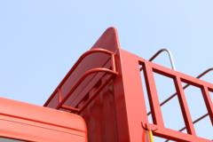 东风 多利卡D9 160马力 4X2 6.8米仓栅式载货车(EQ5161CCYL9BDGAC)