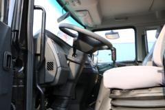 东风 多利卡D9 160马力 4X2 6.8米厢式载货车(EQ5161XXYL9BDGAC)