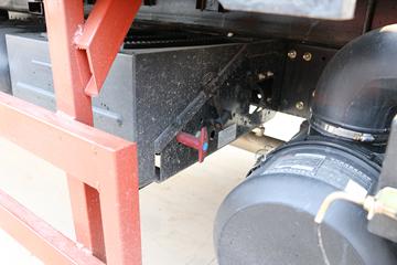 ���� ������D9 160���� 4X2 6.8����ʽ�ػ���ͼƬ