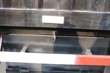 ���� ������D9 160���� 4X2 6.8����ʽ�ػ���ͼƬ