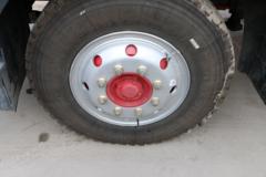 东风 多利卡D9 160马力 4X2 6.8米厢式载货车(EQ5161XXYL9BDGAC)