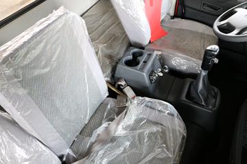 ���� ������D12�п� 190���� 4X2 9.85����ʽ�ػ�������(EQ5181XXYL9BDKAC)ͼƬ