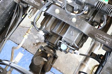 ���� ������D12�п� 190���� 4X2 9.85����ʽ�ػ�������ͼƬ