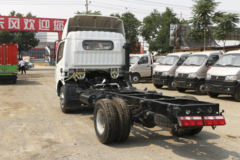 东风 多利卡D6-L 117马力 4.17米单排仓栅式轻卡底盘(EQ5041CCY8BDBAC)