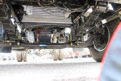 东风 多利卡D6-L 117马力 4.17米单排仓栅式轻卡底盘(EQ5041CCY8BDBAC)