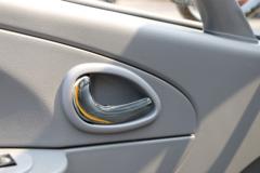 东风 多利卡D6-S 115马力 3.27米双排栏板轻卡(工程黄)(EQ1041D3BDF)