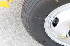 东风 多利卡D6-S 115马力 3.27米双排栏板轻卡(工程黄)(EQ1041D3BDF)