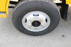 东风 多利卡D6-S 115马力 3.27米双排栏板轻卡(工程黄)(EQ1041D3BDF)