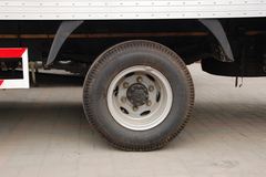 时代领航3 120马力 4X2 5.2米单排厢式载货车(BJ5043V7BFA-S1)