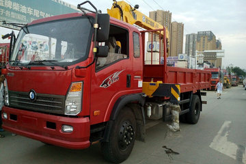 重汽王牌 王牌7系 4X2 130马力 随车吊(CDW5110JSQHA2R5)
