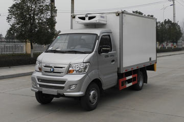重汽王牌 7系 112马力 汽油/CNG 4X2冷藏车(CDW5030XLCN2M5D)