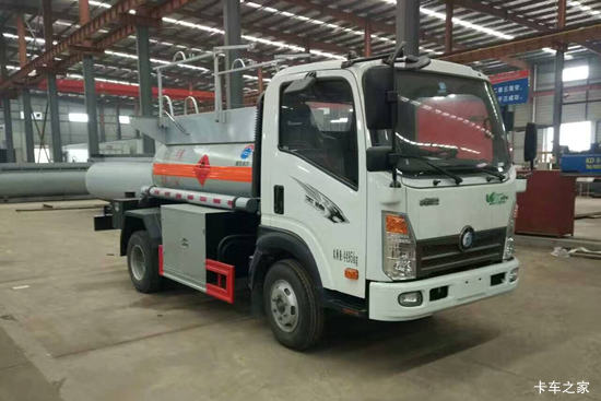 �������� 7ϵ 87���� 4X2 �����������䳵(CDW1040HA1P5)