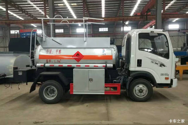 重汽王牌 7系 87马力 4X2 爆破器材运输车(CDW1070HA1P5)