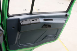 华菱M5&nbsp;自卸车驾驶室                                               图片