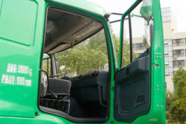 华菱M5&nbsp;自卸车驾驶室                                               图片